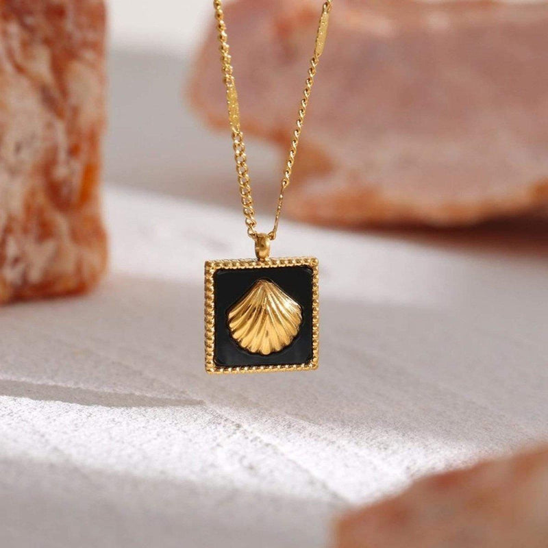 18K Gold Seashell Pendant Necklace, - OurCoordinates