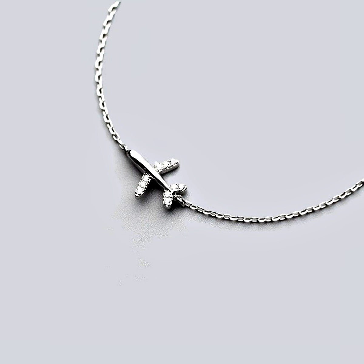 Bracciale con Piccolo Aeroplano in Metallo - Come Regalo per Bracciale con Piccolo Aeroplano in Metallo - Come Regalo per