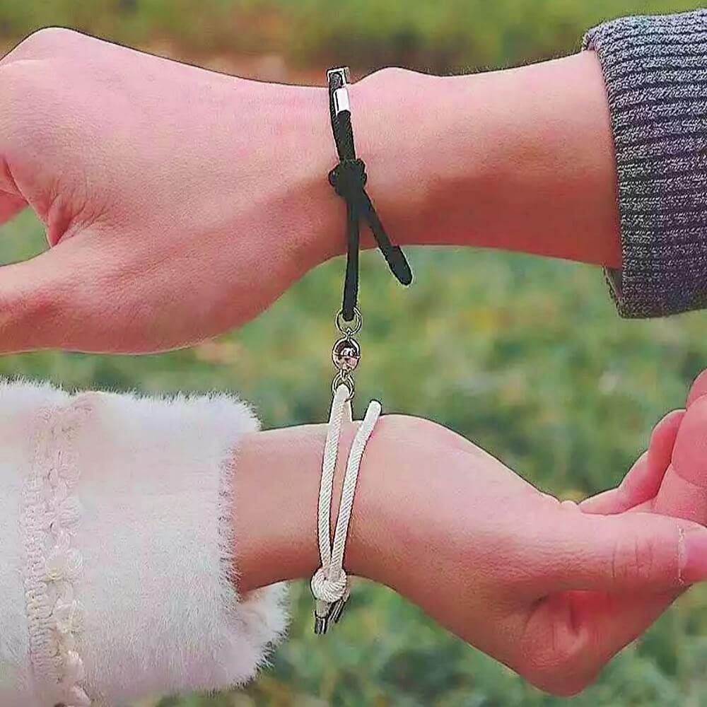 Love Heart Couple Bracelet for Lover Women Men Hand Crafted Adjustable Rope  Friends Relationship Matching Bracelets Jewelry Gift | Best Gift For  Fashion Lovers