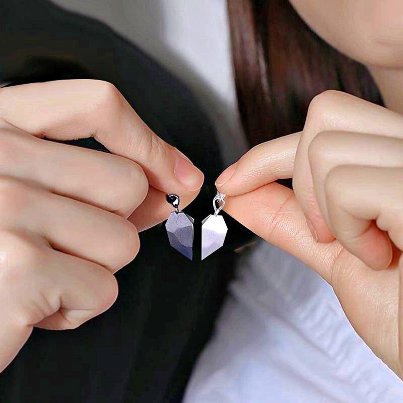 2pcs/set Custom Carving Name Bracelet Magnet Heart Pendant Bracelet Couple  Jewel