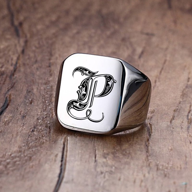 18K Square Letter Ring | Peronis