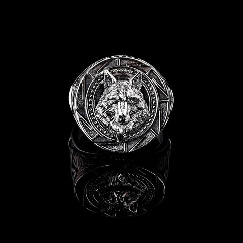 Stainless Steel Wolf Ring, 7 - OurCoordinates
