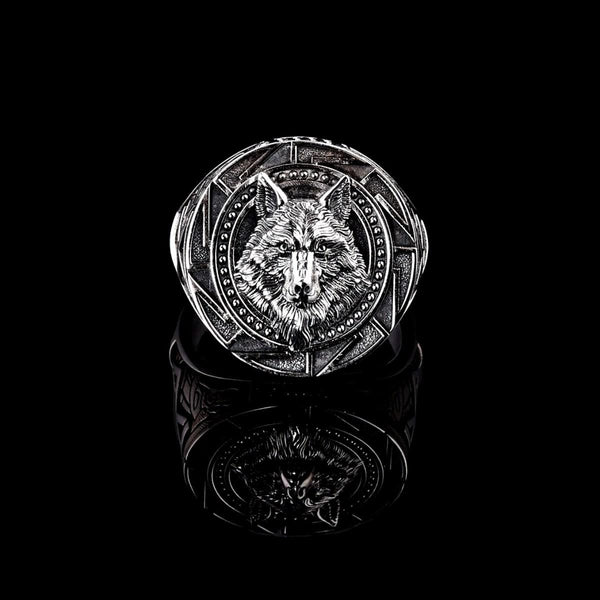 Stainless Steel Wolf Ring, 7 - OurCoordinates